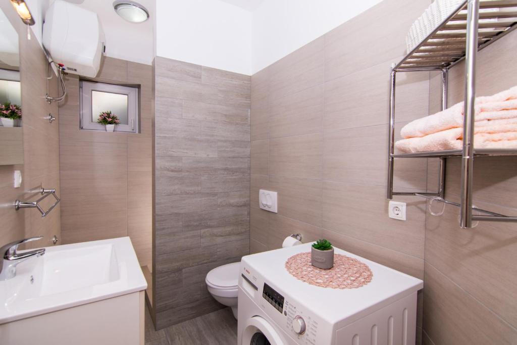 Apartman Sun Solin Appartement Buitenkant foto