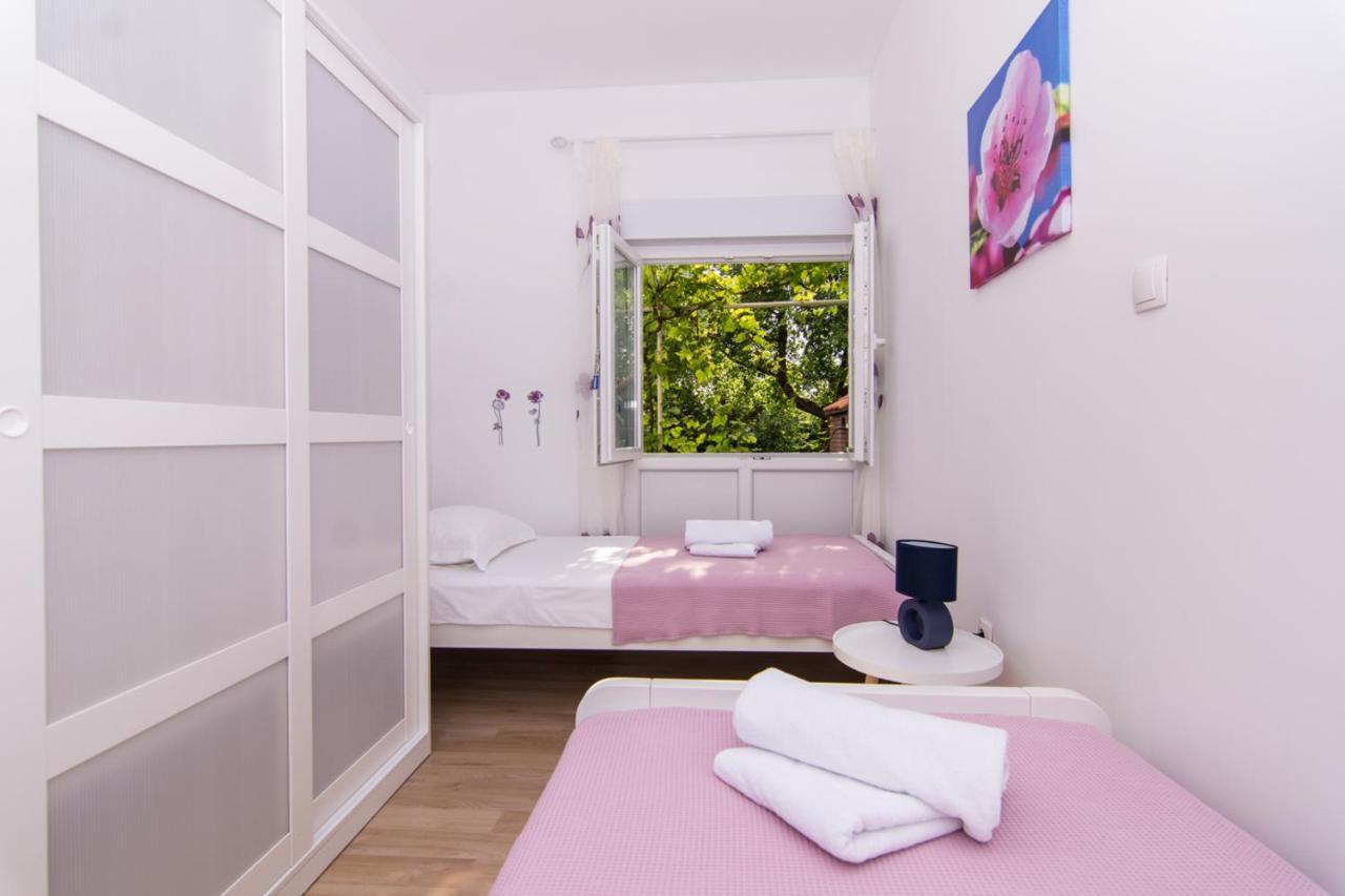 Apartman Sun Solin Appartement Buitenkant foto