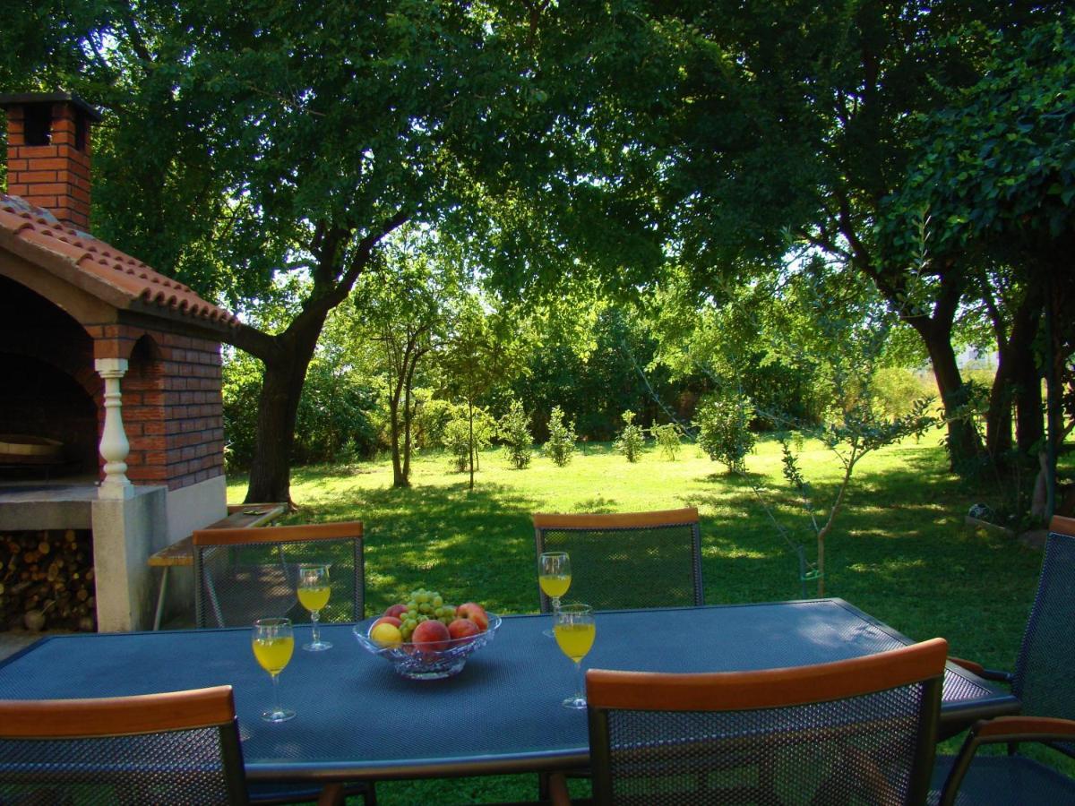 Apartman Sun Solin Appartement Buitenkant foto